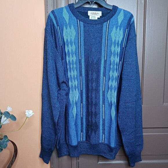 Montechiaro Men's size L Blue Motif Made in Italy Sweater - Picture 1 of 10